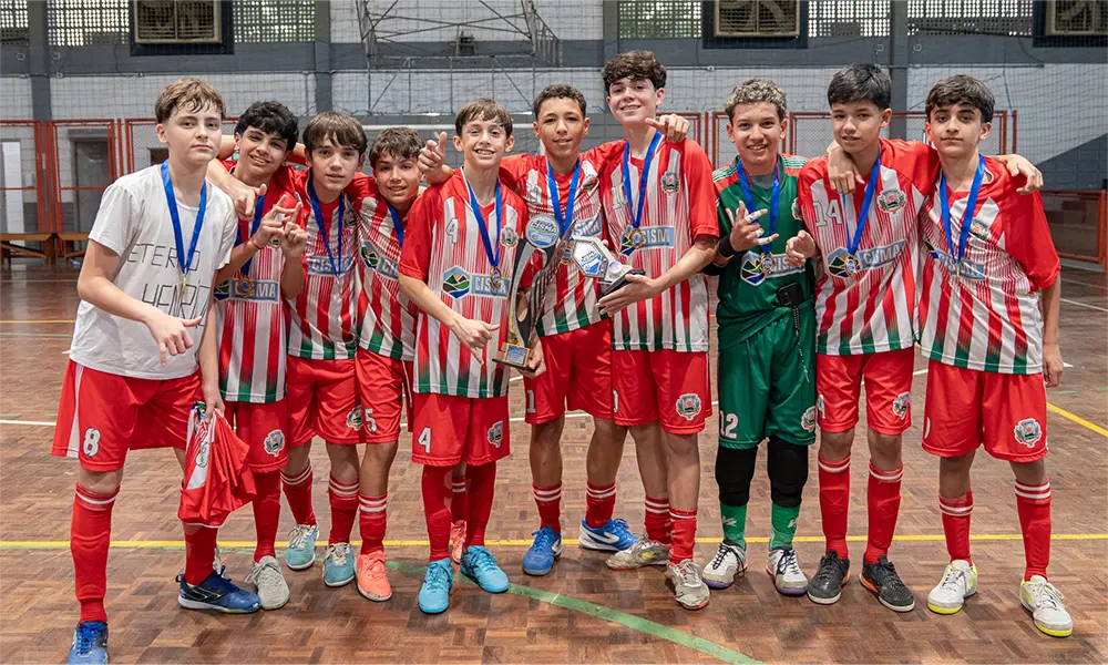 Juventude entra em quadra e São Bento do Sapucaí conquista o título do Futsal Sub-14 na Copa CISMA